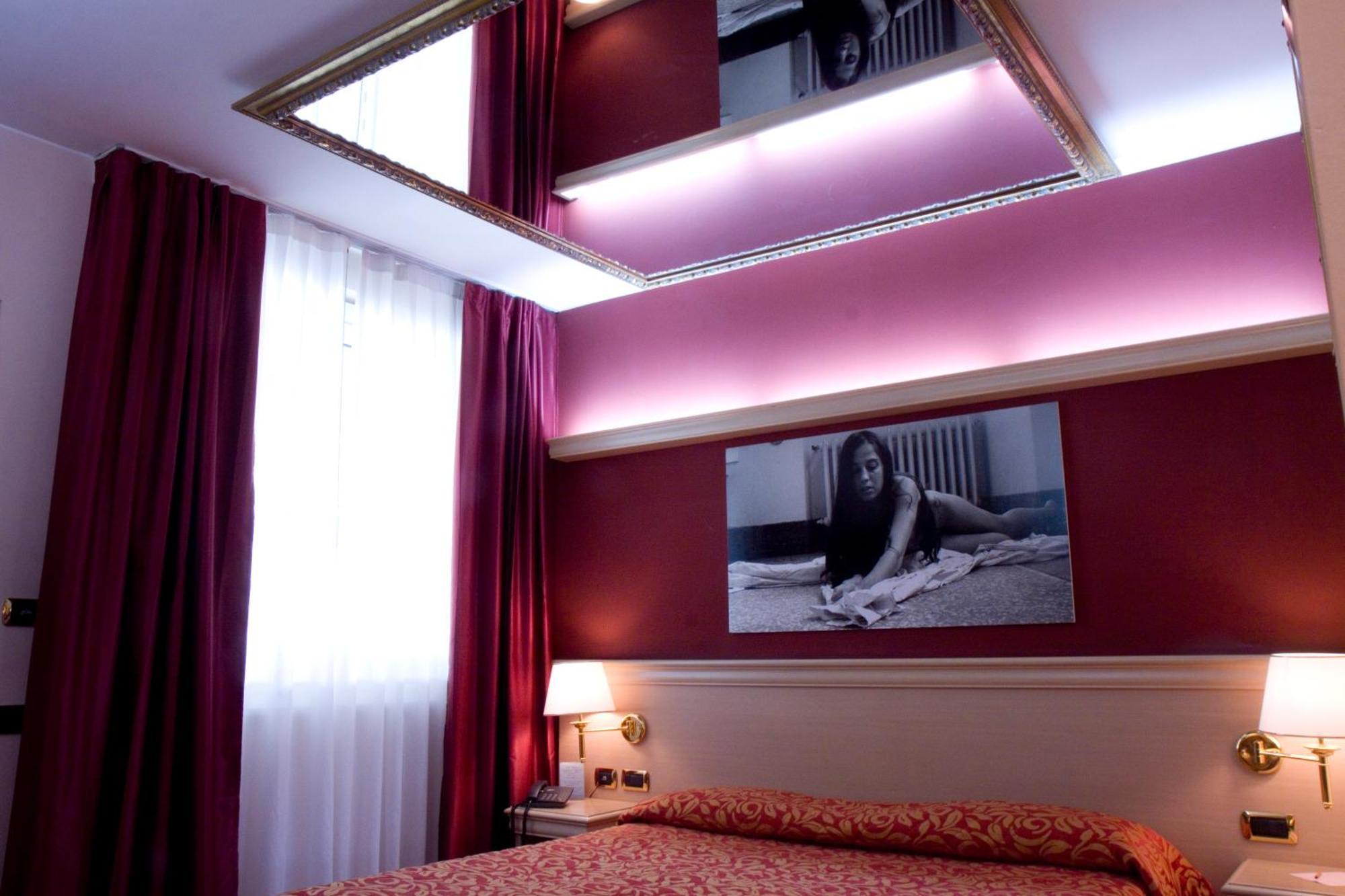 Hm Motelhotel Castellazzo Bormida Esterno foto