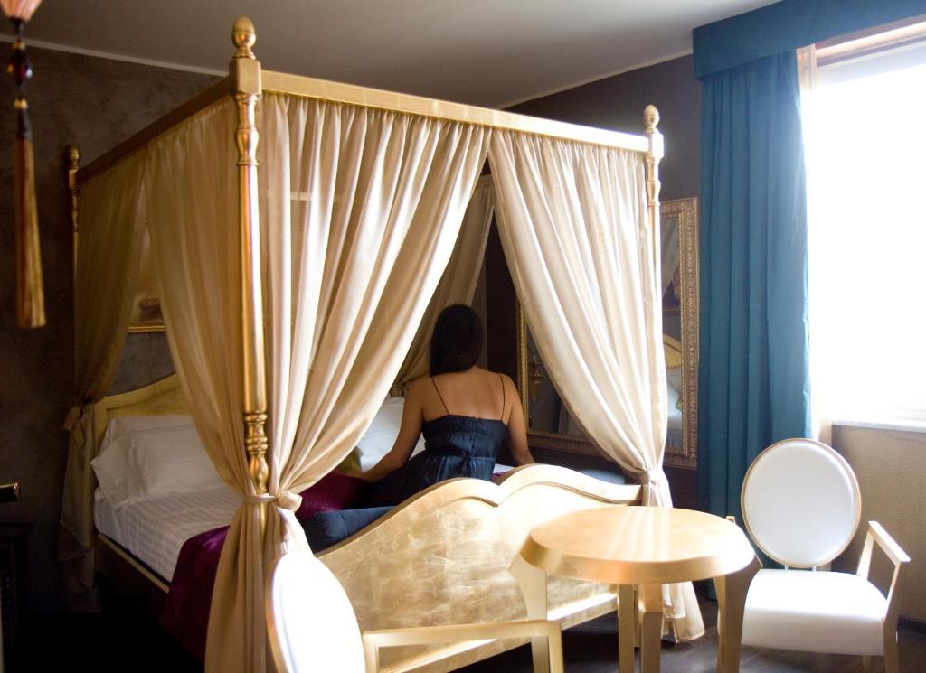 Hm Motelhotel Castellazzo Bormida Camera foto